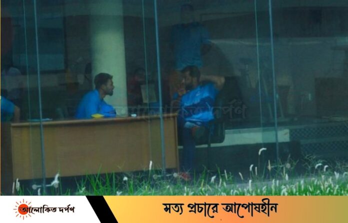 মিরপুরে শান্ত তামিমের বৈঠক