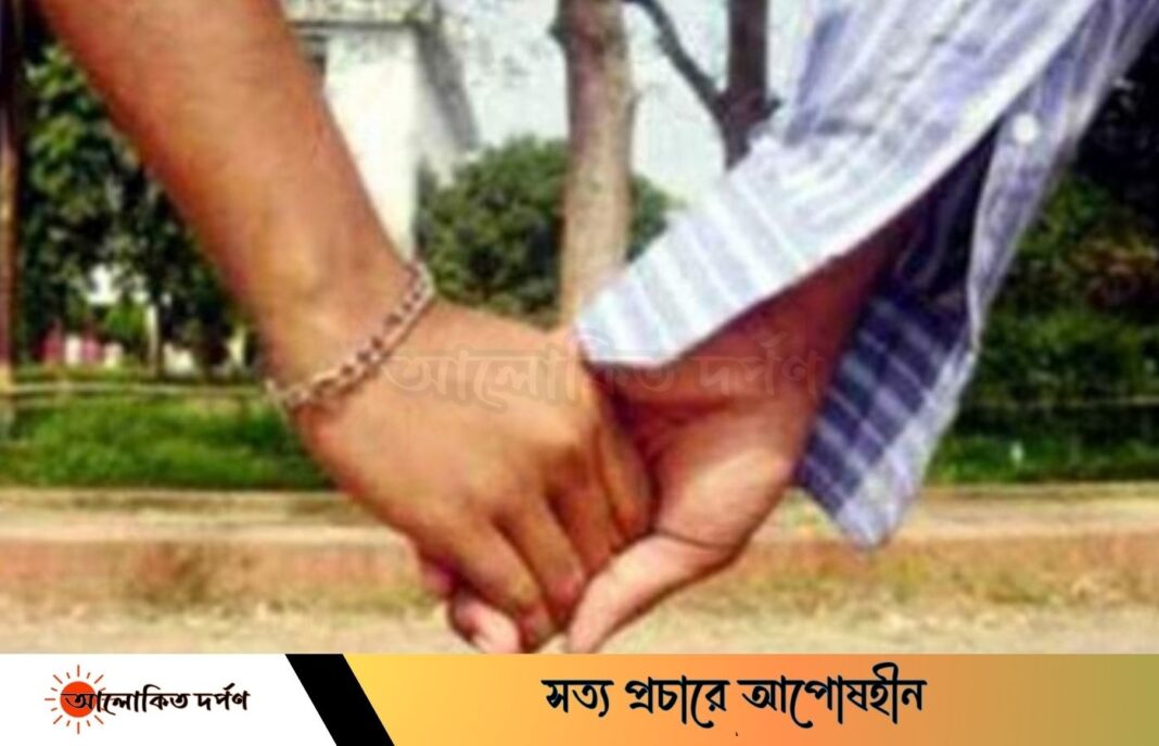 শাজাহানপুরে হিন্দু ছেলের হাত ধরে মুসলিম মেয়ে উধাও শাজাহানপুরে হিন্দু ছেলের হাত ধরে মুসলিম মেয়ে উধাও