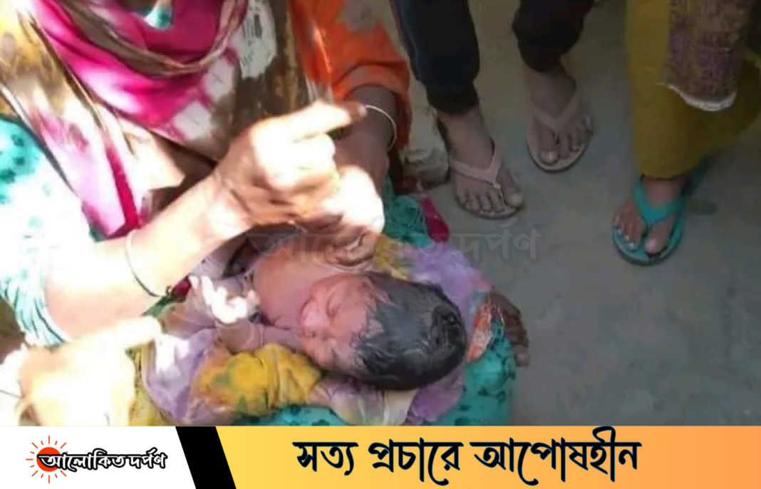 গোবিন্দগঞ্জে সেতুর নিচ থেকে নবজাতক উদ্ধার