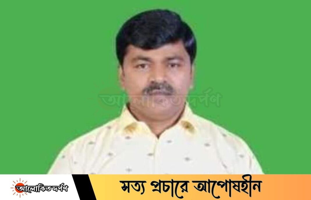 বাঁচার আকুতি  ব্লাড ক্যান্সারে আক্রান্ত  জবি কর্মচারী আবু সাঈদের 