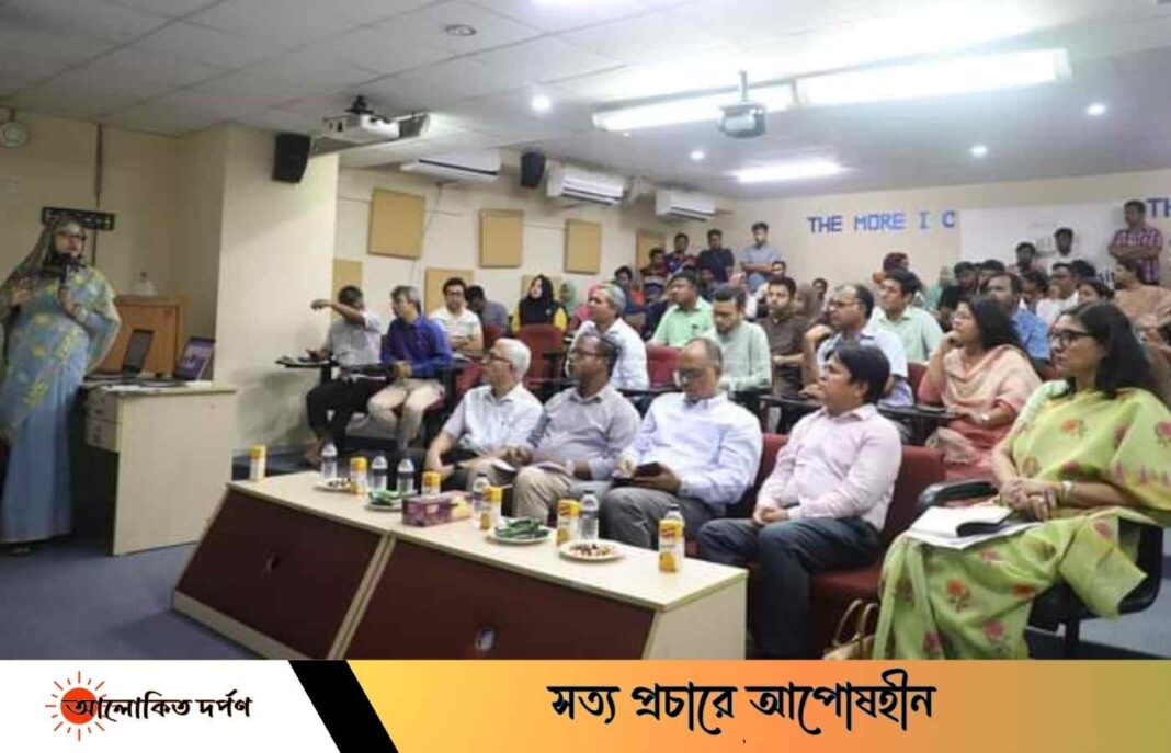 জবিতে তীব্র তাপদাহ বিষয়ক সেমিনার অনুষ্ঠিত