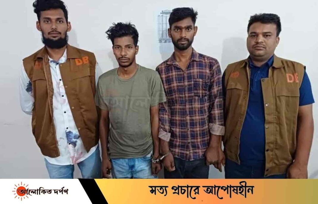 সাভারের জামসিং থেকে ২ কুখ্যাত মাদক ব্যবসায়ী গ্রেফতার