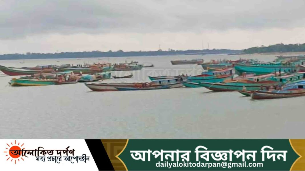 জাদুকাটায় চাঁদাবাজির প্রতিবাদে মানববন্ধন, ড্রেজার বন্ধে এলাকাবাসীর অনুরোধ জাদুকাটায় চাঁদাবাজির প্রতিবাদে মানববন্ধন, ড্রেজার বন্ধে এলাকাবাসীর অনুরোধ