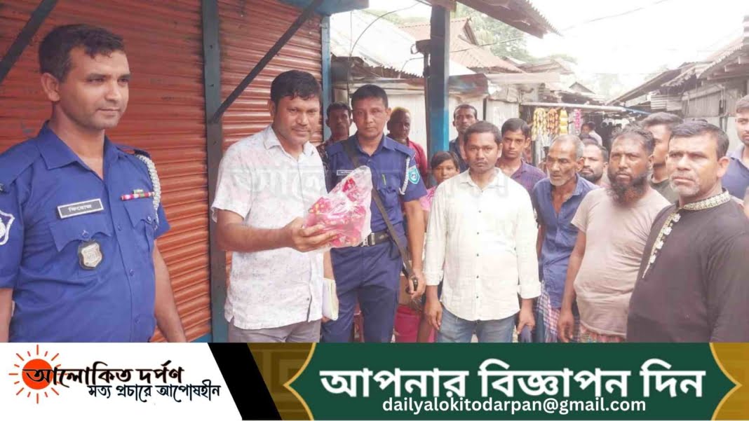 নিম্নমানের খাবার ও মূল্য তালিকা না থাকায় দুই হোটেল ব্যবসায়ীকে জরিমানা