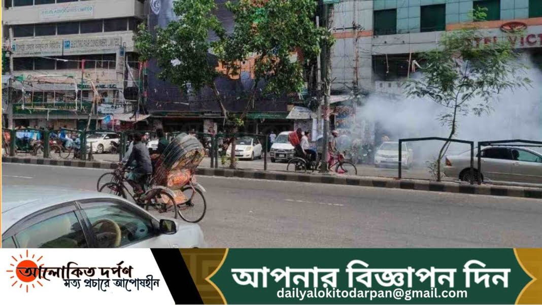 নয়াপল্টনে বিএনপির কেন্দ্রীয় কার্যালয়ের সামনে ককটেল বিস্ফোরণ