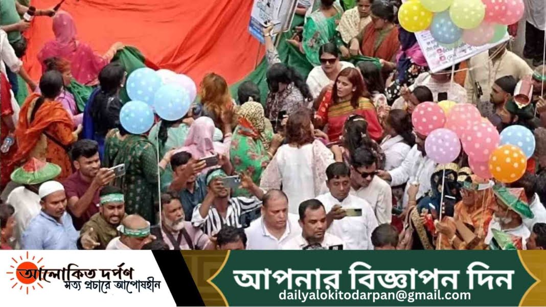 শোভাযাত্রায় যুব মহিলা লীগ নেত্রীদের ‘হাতাহাতি’