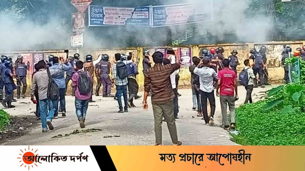 কোটা আন্দোলন: কুবিতে সাংবাদিক সহ ২০ শিক্ষার্থী আহত
