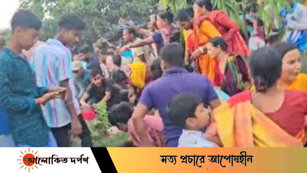বগুড়ায় রথযাত্রায় বিদ্যুতায়িত হয়ে নিহত অন্তত ৫জন আহত-৩০