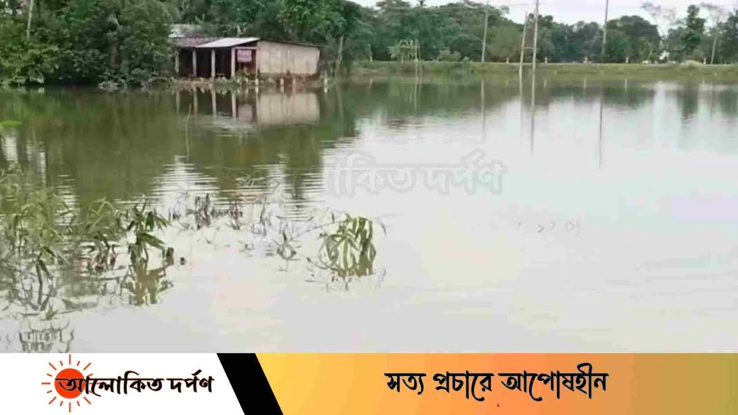 তৃতীয় দফা বন্যার মুখোমুখি সুনামগঞ্জের হাওরপাড়ের লাখও মানুষ