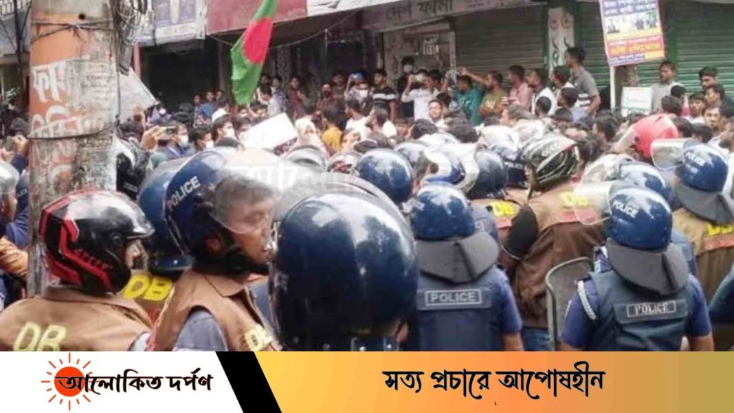 নরসিংদীতে ছাত্রলীগের সাথে শিক্ষার্থীদের সংঘর্ষ,আহত-১২