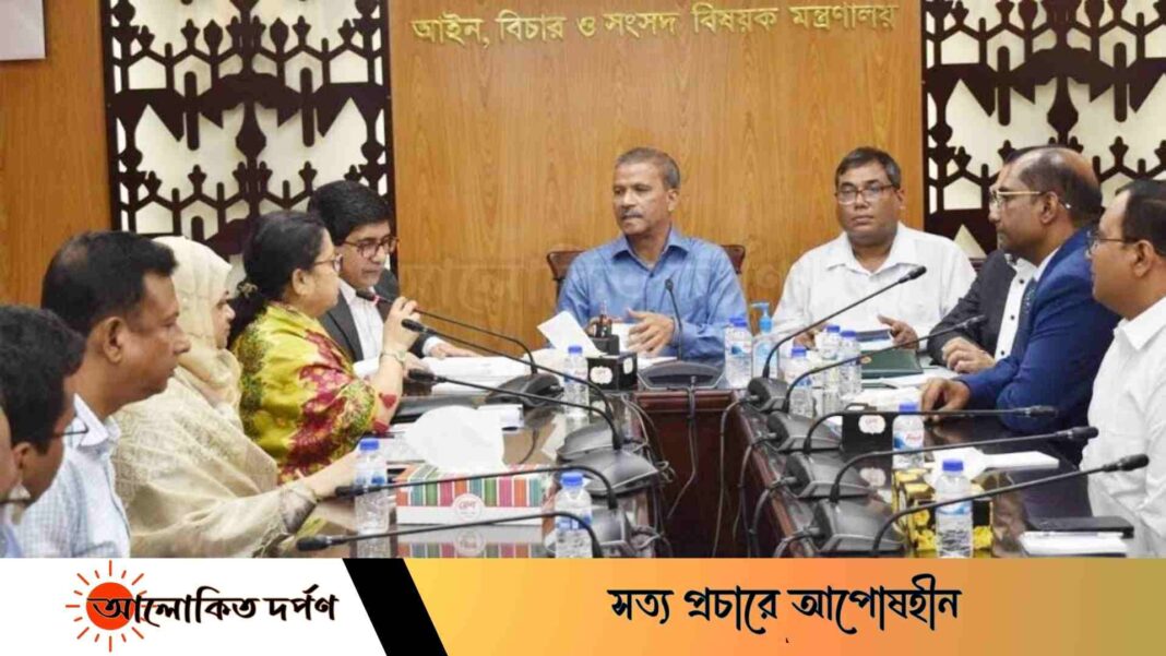 ১৬৪৩০ নম্বরে কল করে পাওয়া যাবে আইনি সহায়তা: আসিফ নজরুল