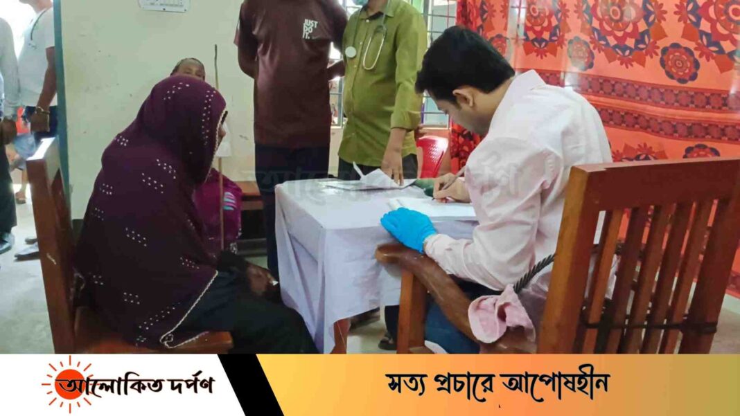 মাগুরার গোপালগ্রামে বিশেষজ্ঞ ডাক্তার দ্বারা ফ্রী মেডিকেল ক্যাম্প মাগুরার গোপালগ্রামে বিশেষজ্ঞ ডাক্তার দ্বারা ফ্রী মেডিকেল ক্যাম্প