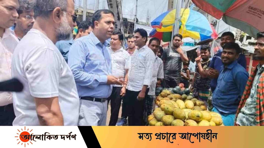 ভোলার নতুনবাজারে ফুটপাত দখলমুক্ত অভিযান ভোলার নতুনবাজারে ফুটপাত দখলমুক্ত অভিযান