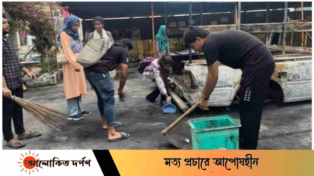 রাজশাহী নগরী ভাঙচুর ,আগুন সহ লুটপাট - কিন্তু কারা এর পিছনে? রাজশাহী নগরী ভাঙচুর ,আগুন সহ লুটপাট - কিন্তু কারা এর পিছনে?