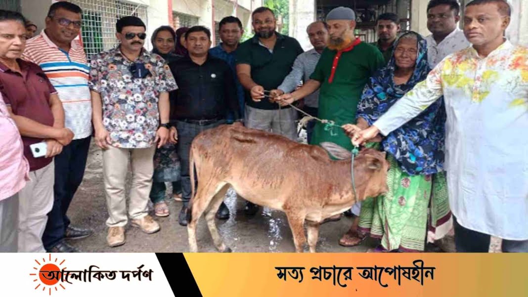 দেবহাটায় ভিক্ষুক পুনঃবাসন প্রকল্পে গবাদী পশু প্রদান দেবহাটায় ভিক্ষুক পুনঃবাসন প্রকল্পে গবাদী পশু প্রদান