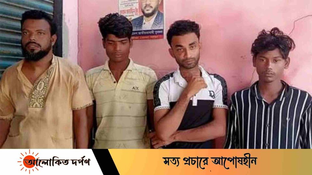 ১৪টি ছাগল চুরি, পালানো সময় আটকে দিল জনতা