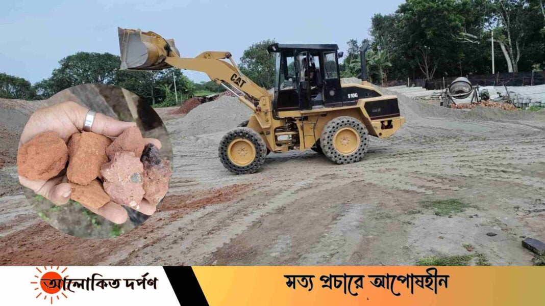 আওয়ামী পন্থী ঠিকাদারের নিম্নমানের সামগ্রী দিয়ে রাস্তা নির্মাণের অভিযোগ আওয়ামী পন্থী ঠিকাদারের নিম্নমানের সামগ্রী দিয়ে রাস্তা নির্মাণের অভিযোগ