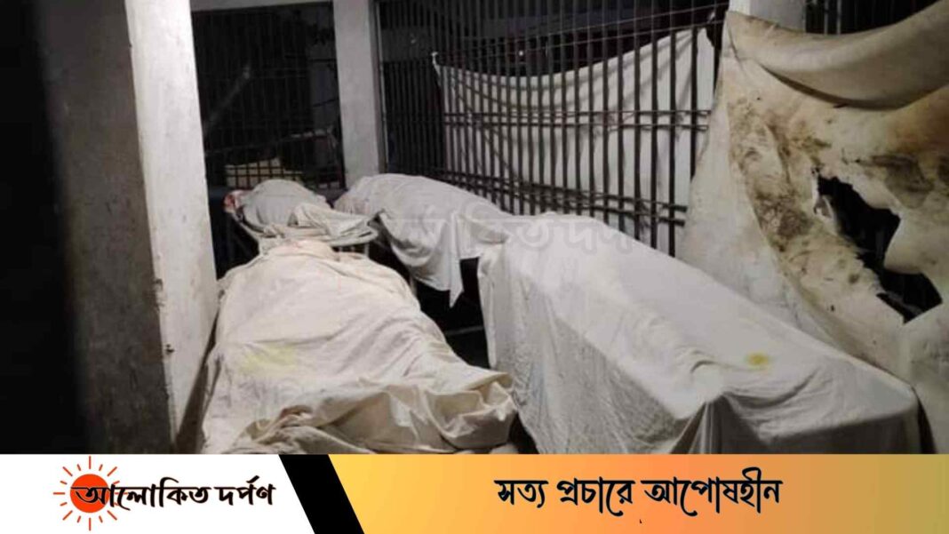 নরসিংদীতে দুইটি গাড়ির মুখোমুখি সংঘর্ষে ৪ জন নিহত