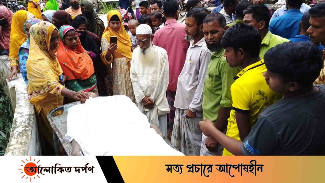 বীরগঞ্জে এক যুবককে বাড়ি থেকে তুলে নিয়ে পিটিয়ে হত্যা বীরগঞ্জে এক যুবককে বাড়ি থেকে তুলে নিয়ে পিটিয়ে হত্যা