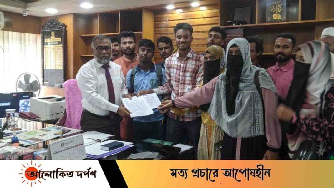 কুমারখালী রুটে বাস সেবার দাবি ইবি শিক্ষার্থীদের