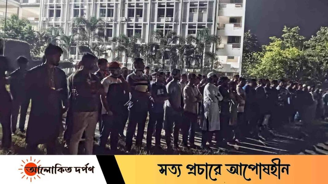 বশেমুরবিপ্রবিতে হামাস প্রধান ইয়াহিয়া সিনওয়ারের গায়েবানা জানাযা