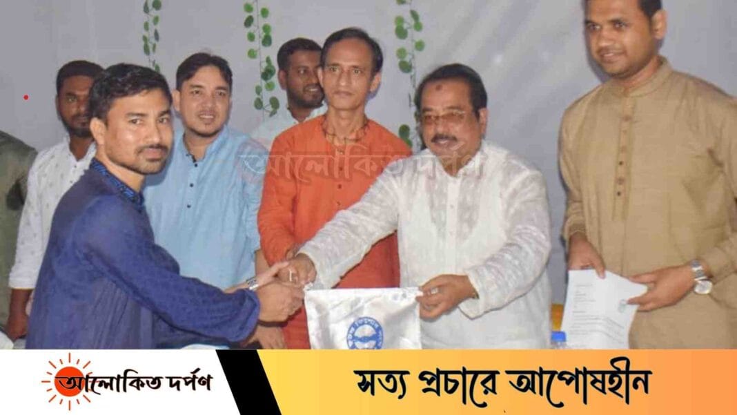 চট্টগ্রামে ফুটন্ত কিশোর সংঘের উদ্যোগে লিগ্যাল এইড বিষয়ক উদ্বুদ্ধকরণ সভা চট্টগ্রামে ফুটন্ত কিশোর সংঘের উদ্যোগে লিগ্যাল এইড বিষয়ক উদ্বুদ্ধকরণ সভা