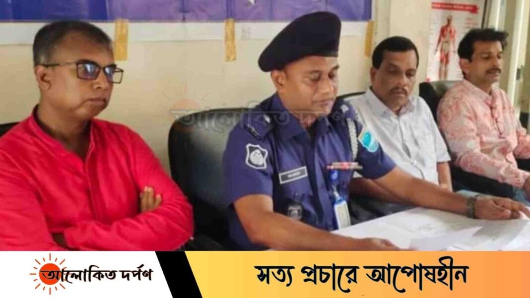 রায়পুরায় পূজামণ্ডপে ভাঙচুর নিয়ে গুজবের প্রতিবাদে সংবাদ সম্মেলন