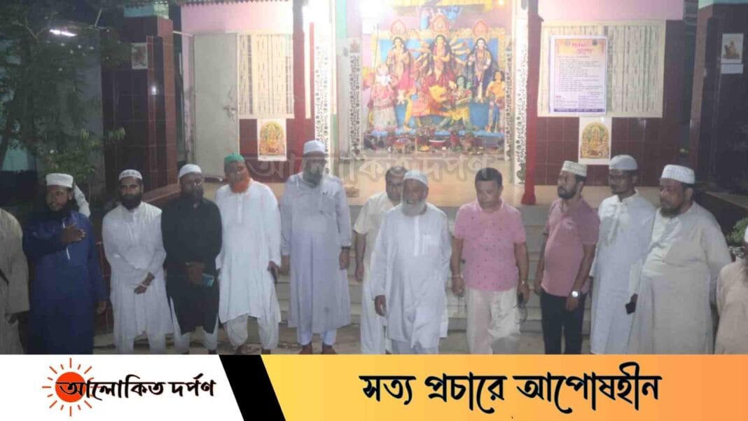 শাজাহানপুরে পূজামণ্ডপ ঘুরে দেখলেন জামায়াত নেতারা