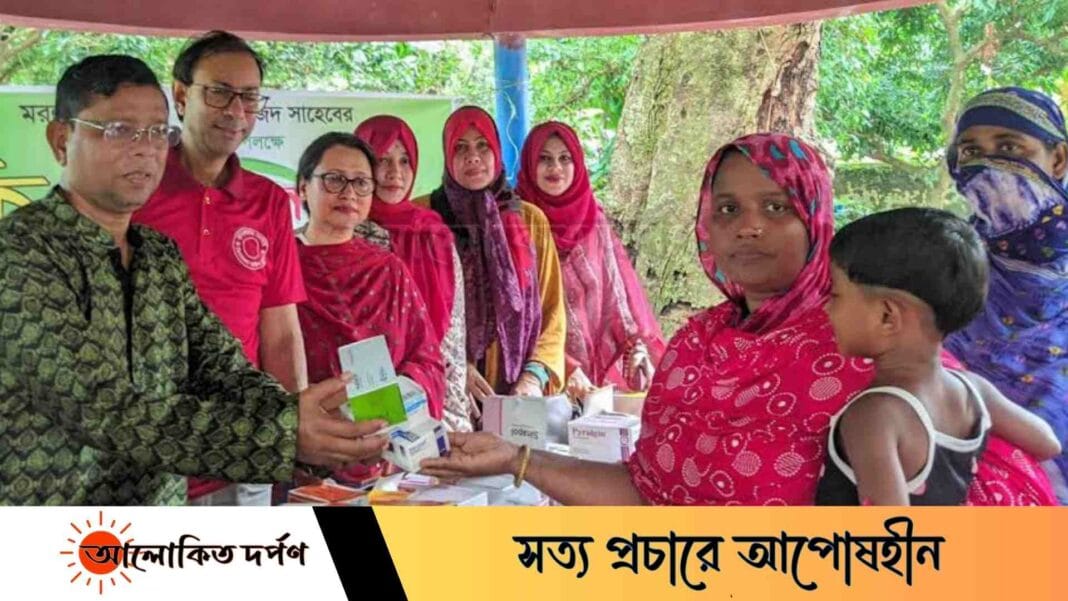 দেবহাটায় ফিরোজা মজিদ ট্রাস্টের ফ্রি মেডিকেল ক্যাম্প দেবহাটায় ফিরোজা মজিদ ট্রাস্টের ফ্রি মেডিকেল ক্যাম্প