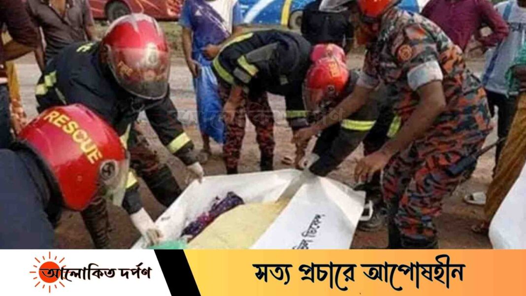 বগুড়ায় সড়ক দুর্ঘটনায় দুই বোন নি'হ'ত বগুড়ায় সড়ক দুর্ঘটনায় দুই বোন নি'হ'ত