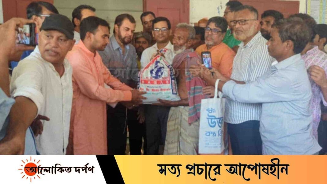 নালিতাবাড়ীতে বন্যা কবলিত মানুষের মাঝে ত্রাণ সহায়তা প্রদানে ইলিয়াস কাঞ্চন নালিতাবাড়ীতে বন্যা কবলিত মানুষের মাঝে ত্রাণ সহায়তা প্রদানে ইলিয়াস কাঞ্চন