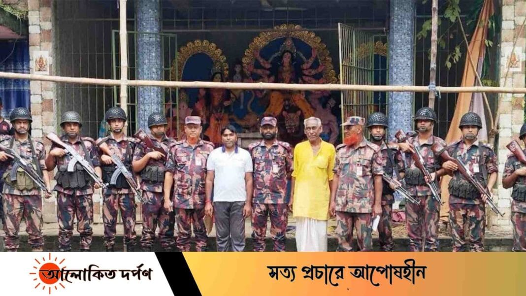 দুর্গাপূজায় আইনশৃঙ্খলা বজায় রাখাতে বিজিবির নিয়মিত টহল 