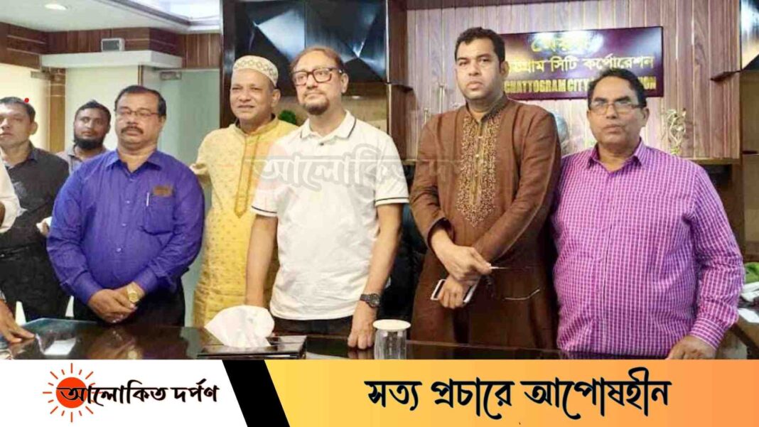 নগরীর হাজারী গলির উত্তেজনা নিরসনে চসিক মেয়রের সঙ্গে ব্যবসায়ী নেতৃবৃন্দের বৈঠক