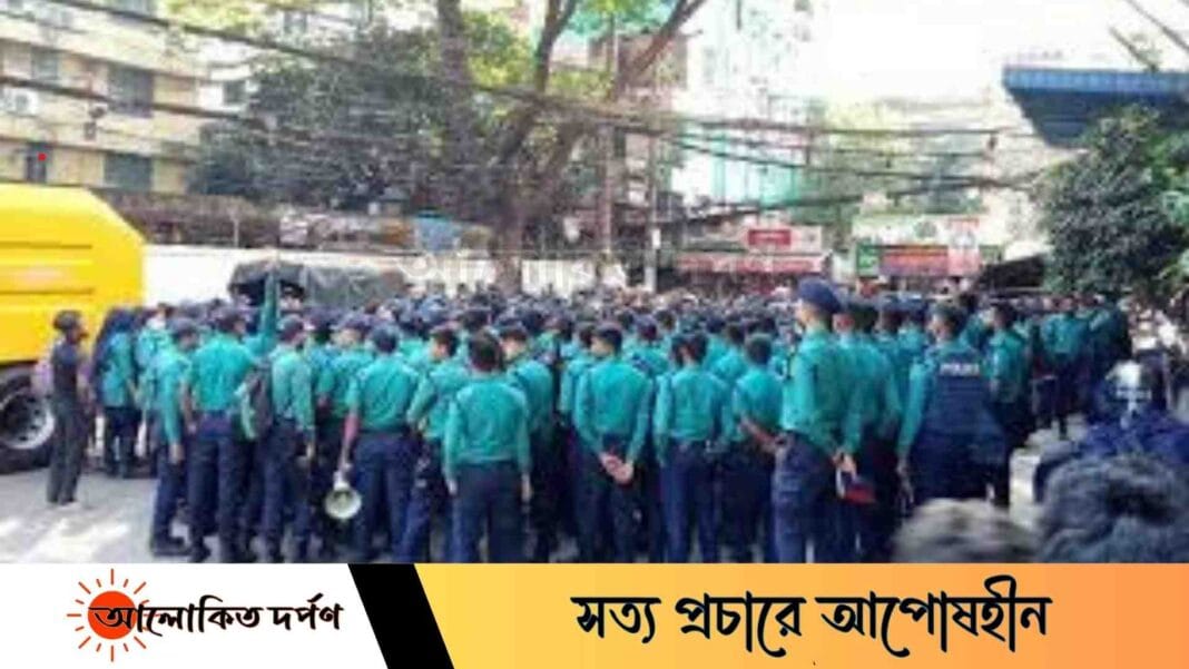 তিতুমীর কলেজের সামনের রাস্তায় পুলিশি অবস্থান, শিক্ষার্থীদের অবরোধ অব্যাহত তিতুমীর কলেজের সামনের রাস্তায় পুলিশি অবস্থান, শিক্ষার্থীদের অবরোধ অব্যাহত