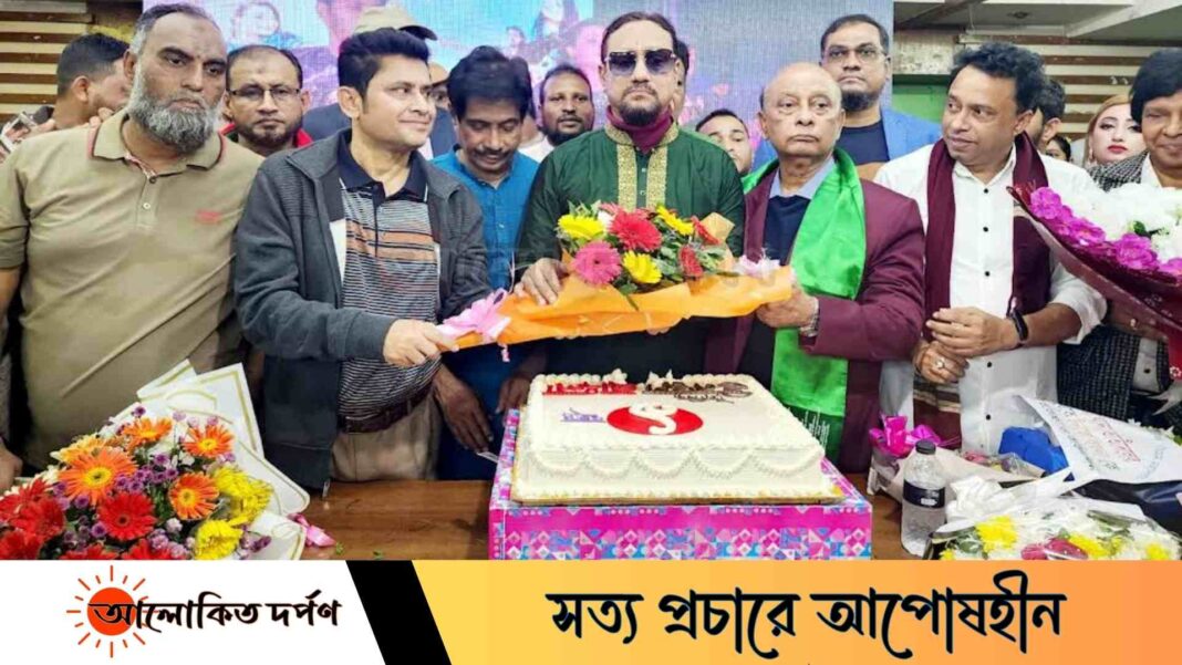 বনাঢ্য আয়োজনে পালিত হলো দৈনিক ইনফো বাংলা ৯বর্ষে পদার্পণ অনুষ্ঠান