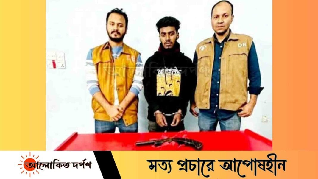 লক্ষ্মীপুরের চন্দ্রগঞ্জ থেকে দেশীয় অস্ত্র এলজি উদ্ধার, যুবক আটক