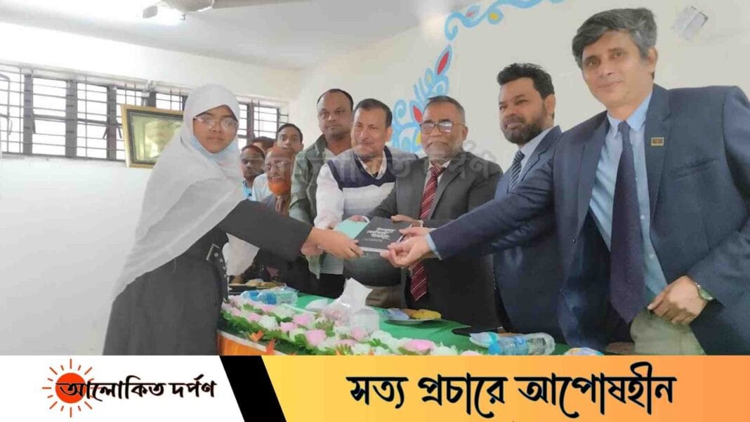 জিয়াউর রহমানের ৮৯তম জন্মবার্ষিকী উপলক্ষে ইবিতে চিত্রাঙ্কন প্রতিযোগিতা অনুষ্ঠিত জিয়াউর রহমানের ৮৯তম জন্মবার্ষিকী উপলক্ষে ইবিতে চিত্রাঙ্কন প্রতিযোগিতা অনুষ্ঠিত