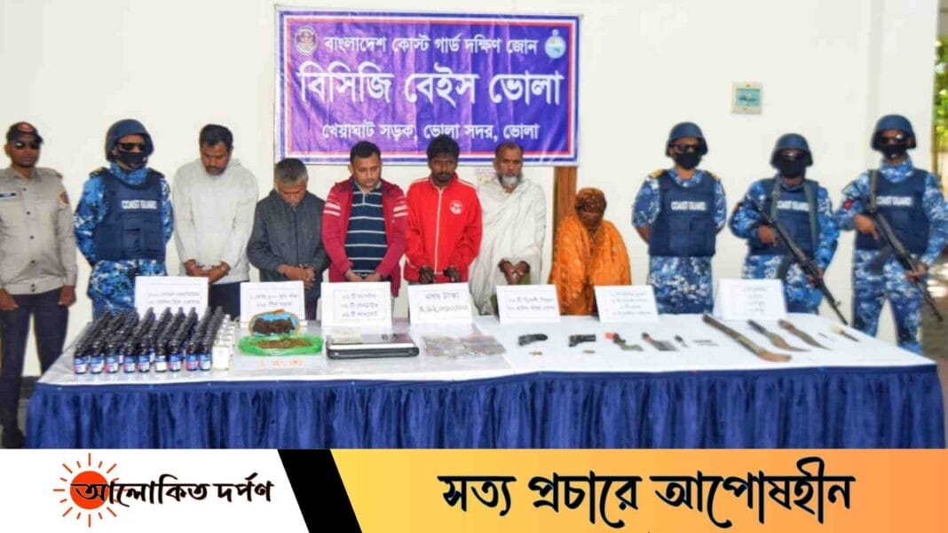 ভোলায় যৌথ বাহিনীর অভিযানে অস্ত্র, মাদকসহ নারীসহ ছয়জন আটক