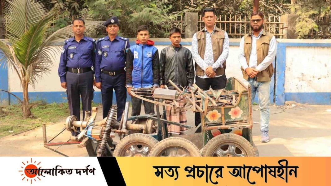 চাঁপাইনবাবগঞ্জে অটোরিকশা চালক পলাশ হত্যা মামলায় ৪ জন গ্রেপ্তার