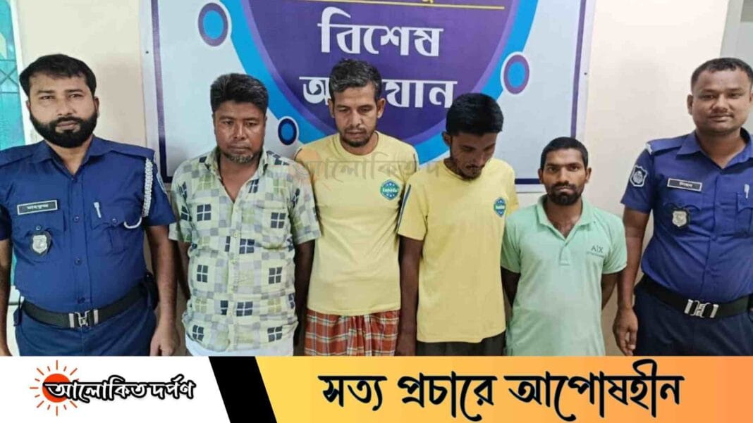 ফুলবাড়ীতে জুয়া খেলার সরঞ্জামসহ ৪ জুয়াড়ি গ্রেফতার