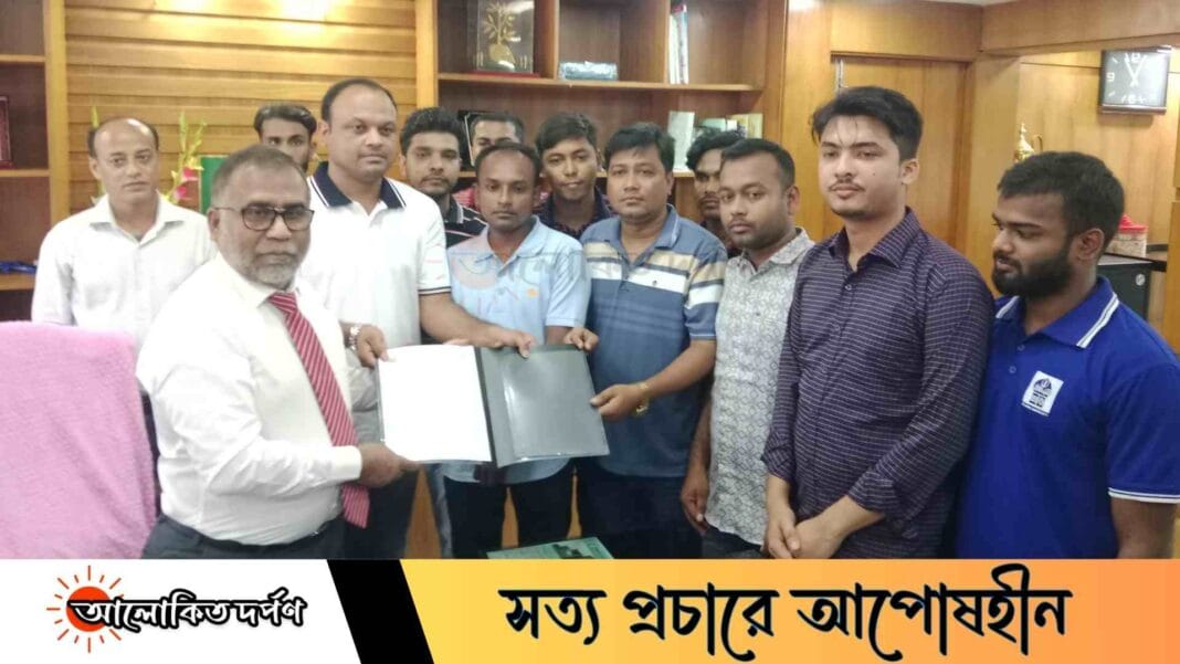 উন্নত পরিবহন-একাডেমিক সেবার দাবিতে ইবি ছাত্রদলের ১০ দিনের আলটিমেটাম উন্নত পরিবহন-একাডেমিক সেবার দাবিতে ইবি ছাত্রদলের ১০ দিনের আলটিমেটাম