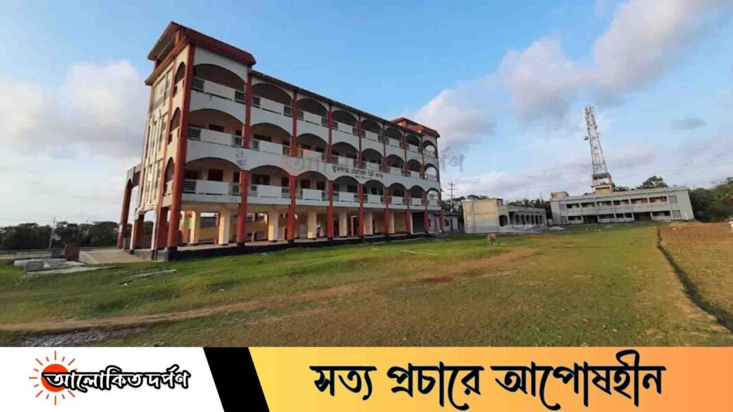কুয়াকাটায় পরীক্ষায় অসদুপায়ে লিপ্ত দুই শিক্ষার্থী বহিষ্কার
