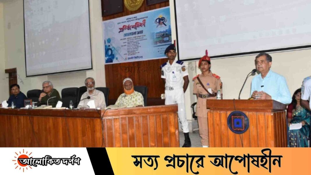 “যারা এখন ভিসি হিসেবে দায়িত্ব পালন করছেন, আমরা হাতেপায়ে ধরে দায়িত্ব দিয়েছি।”