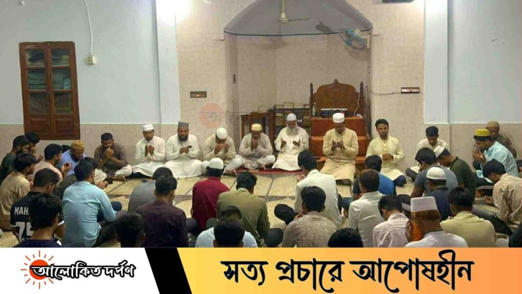 মাইলস্টোন দুর্ঘটনায় রাজশাহী কলেজ ছাত্রশিবিরের দোয়া মাহফিল ও আলোচনা সভা মাইলস্টোন দুর্ঘটনায় রাজশাহী কলেজ ছাত্রশিবিরের দোয়া মাহফিল ও আলোচনা সভা