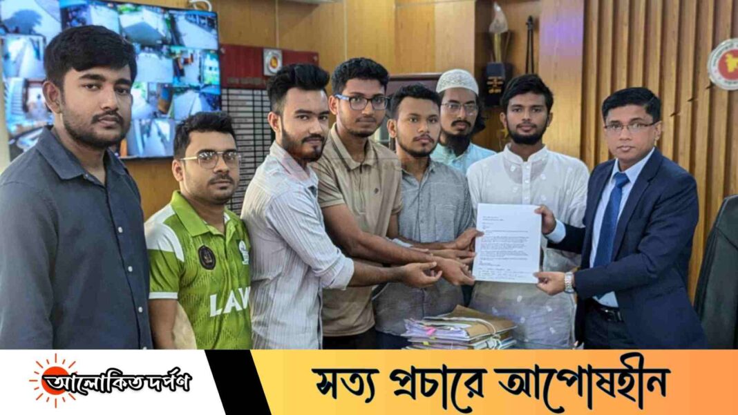 কুষ্টিয়া-খুলনা মহাসড়ক সংস্কারে জরুরি টেন্ডার দাবি শিক্ষার্থীদের