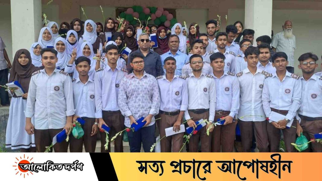 সখীপুরে লাবীব গ্রুপের উদ্যোগে ২০৫ কৃতি শিক্ষার্থীকে সংবর্ধনা সখীপুরে লাবীব গ্রুপের উদ্যোগে ২০৫ কৃতি শিক্ষার্থীকে সংবর্ধনা