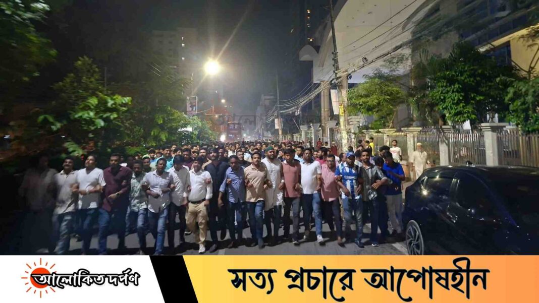 চবিতে শিক্ষার্থীদের উপর হামলার প্রতিবাদে তিতুমীর কলেজ ছাত্রদলের বিক্ষোভ