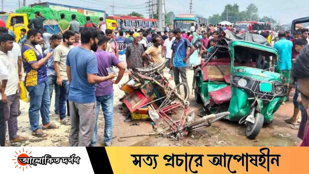 শাজাহানপুরে বাস-সিএনজি সংঘর্ষে ৬ জন গুরুতর আহত শাজাহানপুরে বাস-সিএনজি সংঘর্ষে ৬ জন গুরুতর আহত