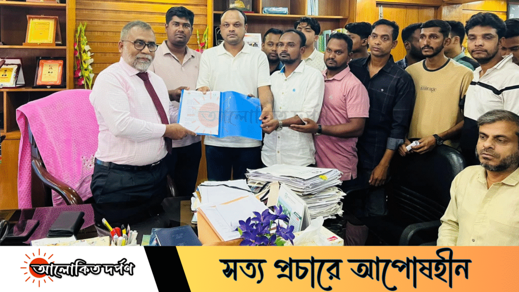 ইবিতে কমপ্লিট শাটডাউনের হুঁশিয়ারি ছাত্রদলের