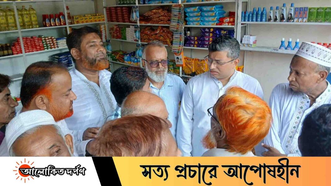 রামগঞ্জে অগ্নিকাণ্ডে ক্ষতিগ্রস্তদের পাশে দাঁড়ালেন স্মার্ট টেকনোলজির চেয়ারম্যান রামগঞ্জে অগ্নিকাণ্ডে ক্ষতিগ্রস্তদের পাশে দাঁড়ালেন স্মার্ট টেকনোলজির চেয়ারম্যান